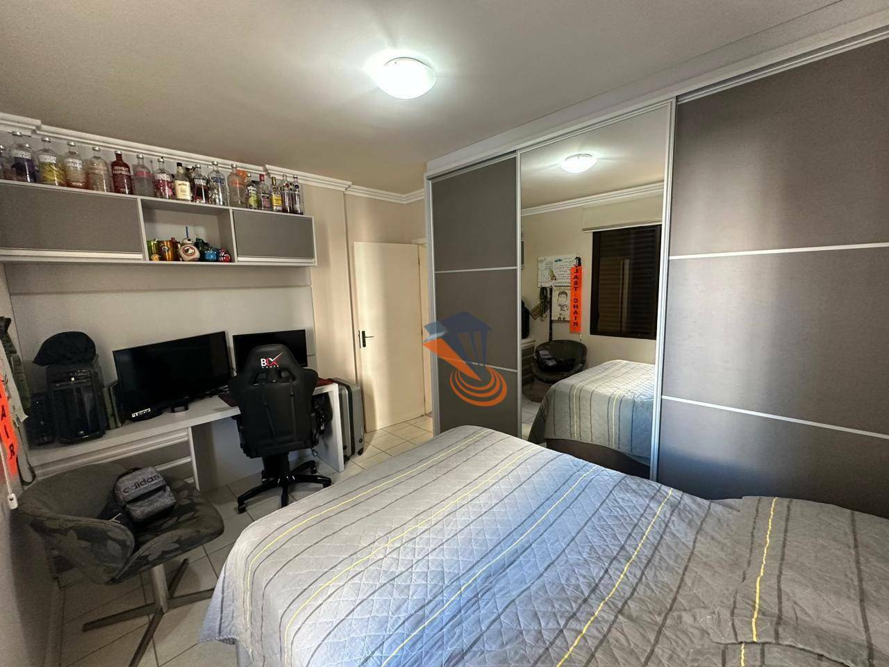 Apartamento à venda com 3 quartos, 119m² - Foto 19