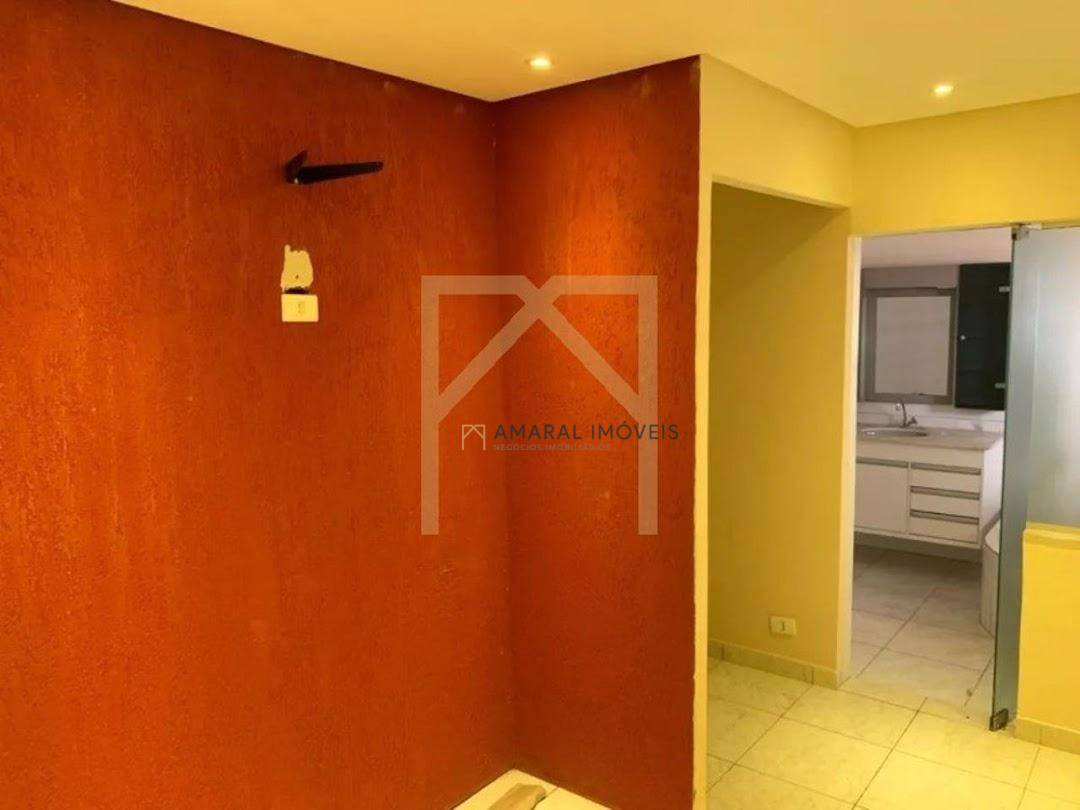 Casa à venda com 3 quartos, 210m² - Foto 3