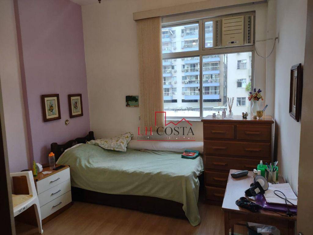 Apartamento à venda com 2 quartos, 75m² - Foto 12