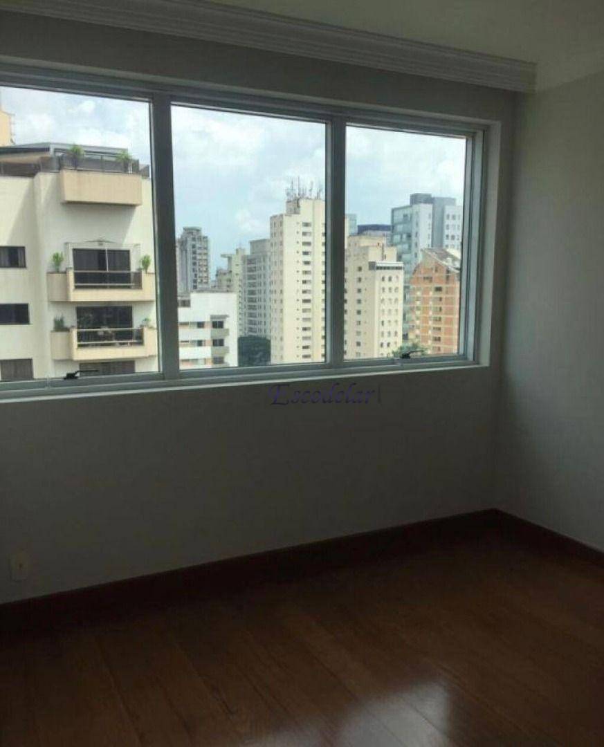 Apartamento à venda com 4 quartos, 225m² - Foto 4