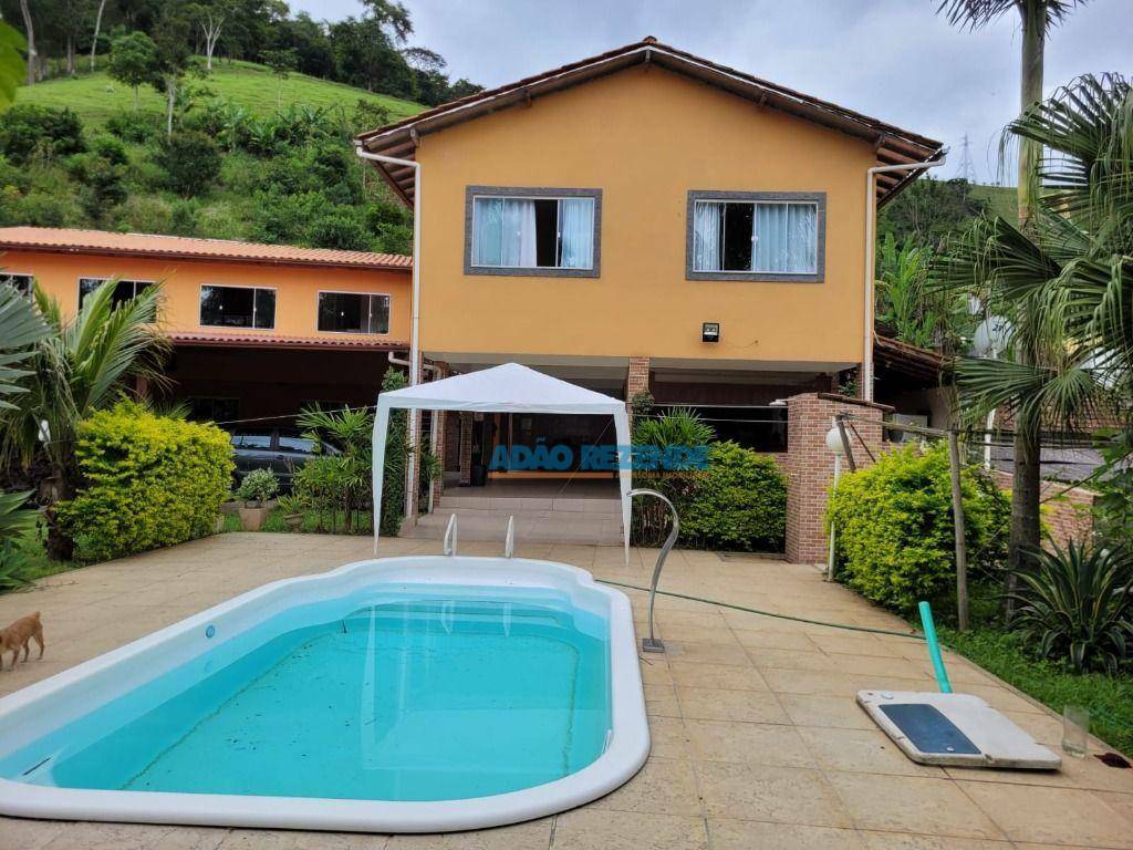 Chácara à venda com 2 quartos, 156m² - Foto 1