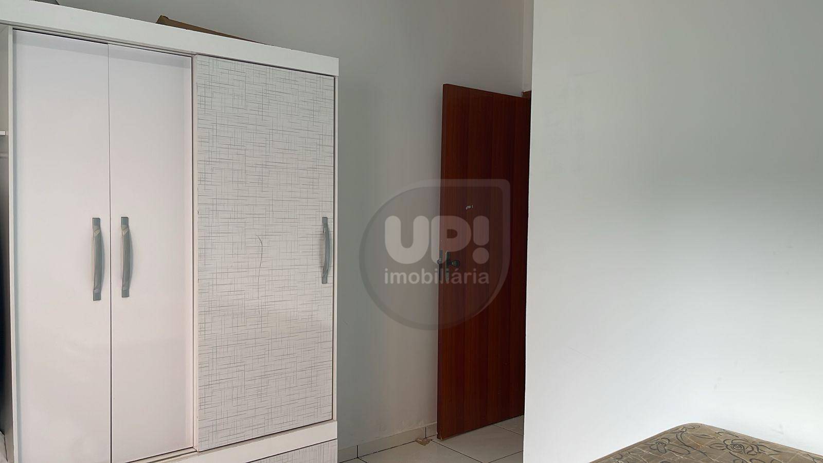 Casa à venda com 2 quartos, 150m² - Foto 11