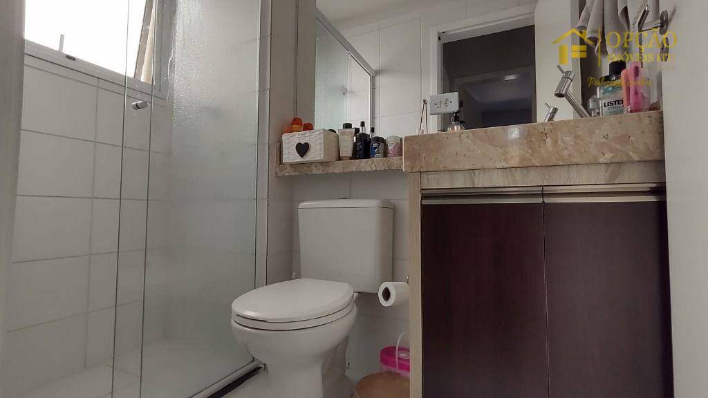 Apartamento à venda com 2 quartos, 47m² - Foto 4