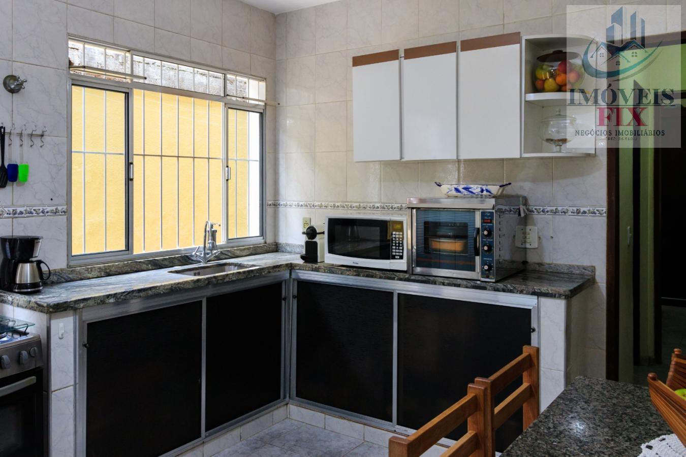 Casa à venda com 3 quartos, 130m² - Foto 10