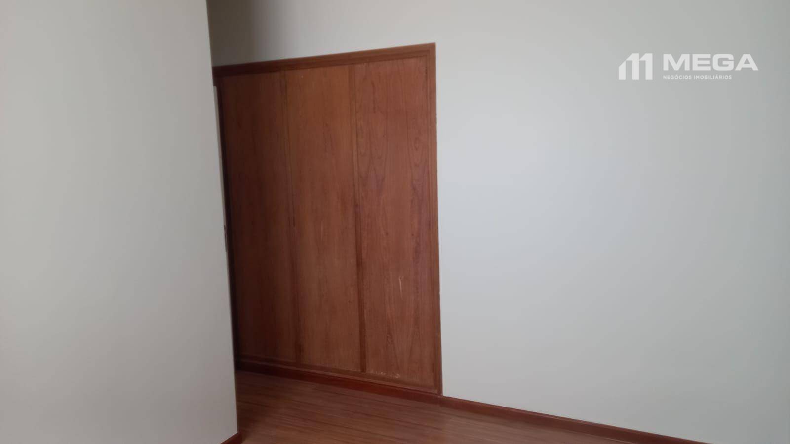 Apartamento para alugar com 3 quartos, 130m² - Foto 4