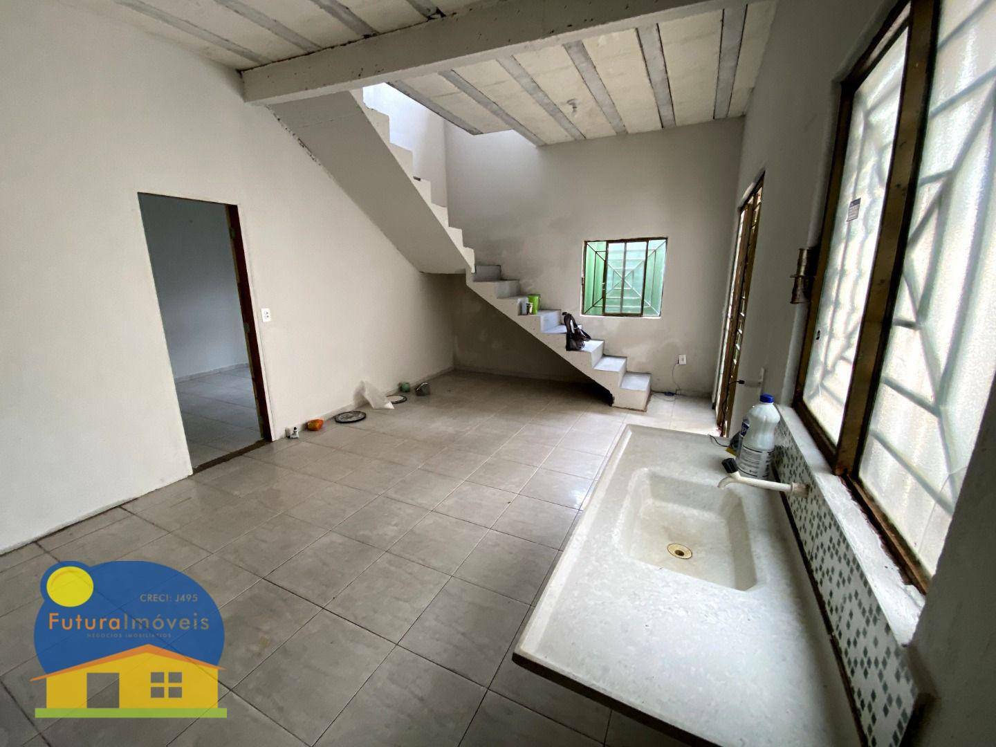 Casa à venda e aluguel com 3 quartos, 60m² - Foto 7