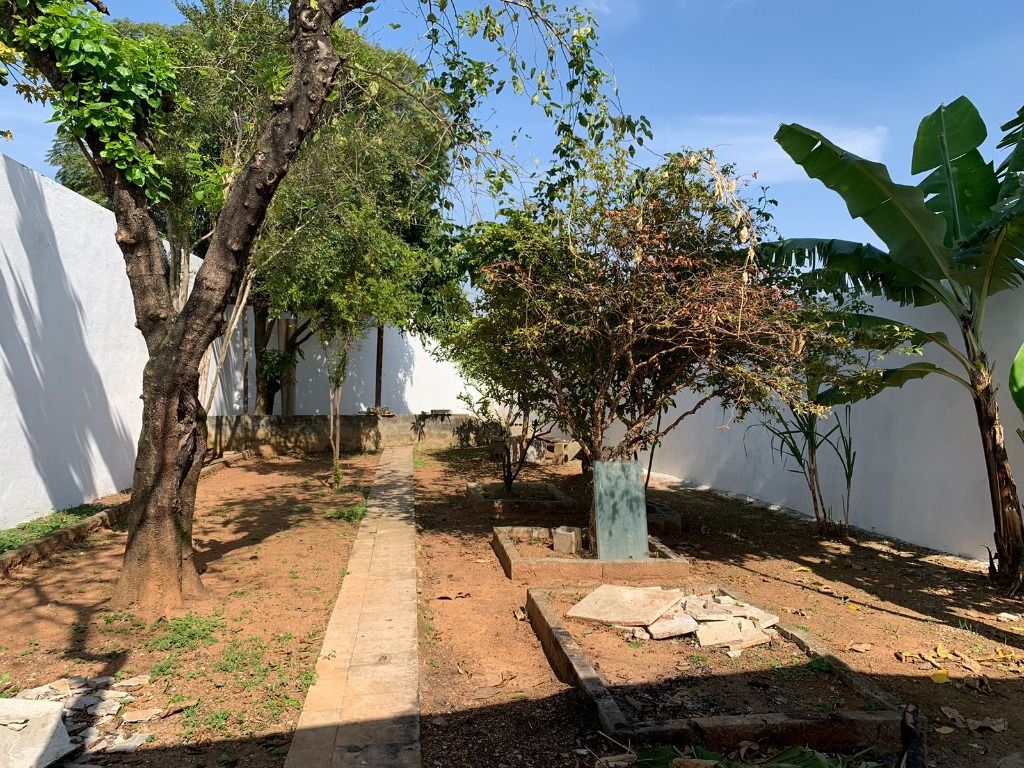 Casa à venda e aluguel com 3 quartos, 260m² - Foto 7