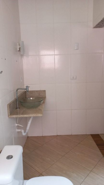 Sobrado à venda com 2 quartos, 130m² - Foto 10