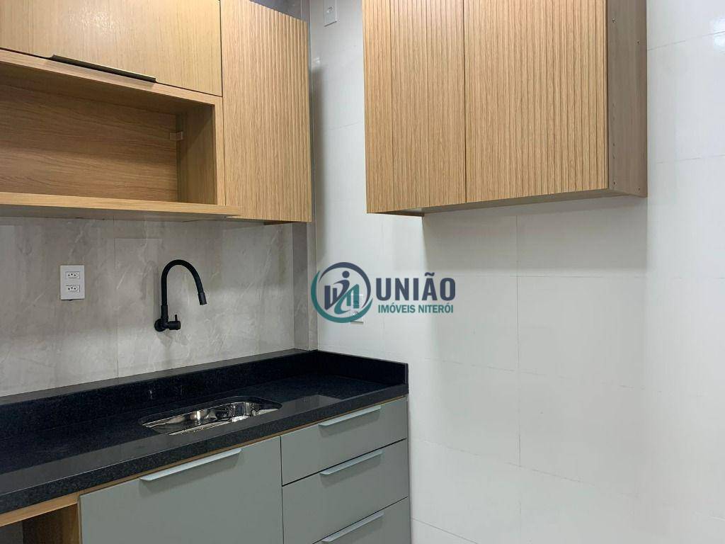 Apartamento à venda com 2 quartos, 70m² - Foto 6