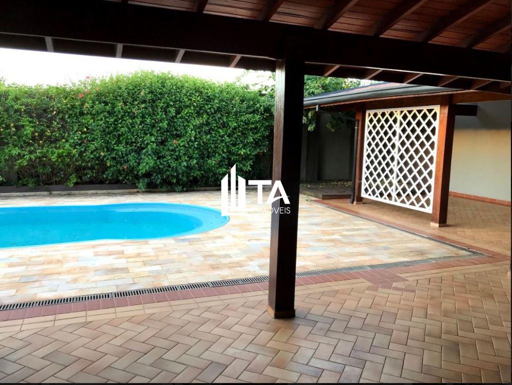 Casa para alugar com 5 quartos, 350m² - Foto 39