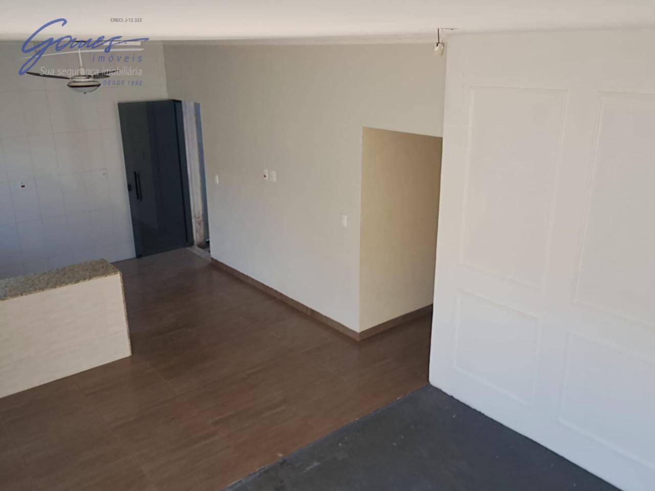 Casa à venda com 3 quartos, 150m² - Foto 4