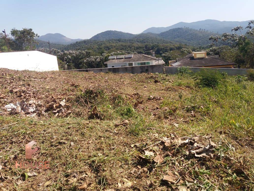 Loteamento e Condomínio, 840 m² - Foto 1