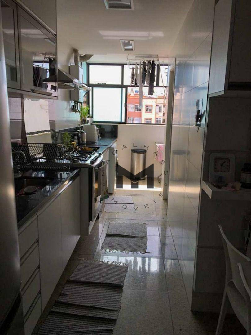 Apartamento à venda com 3 quartos, 140m² - Foto 6