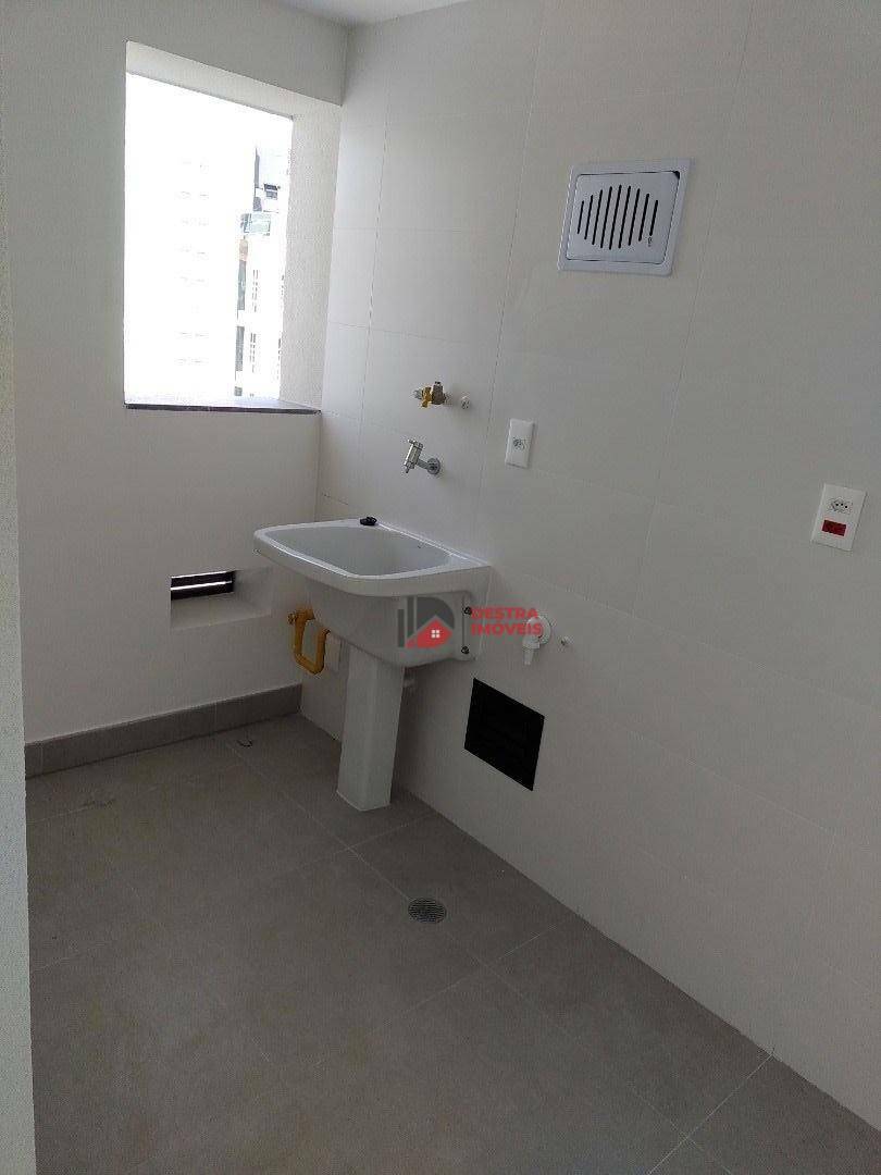 Apartamento à venda e aluguel com 3 quartos, 163m² - Foto 12