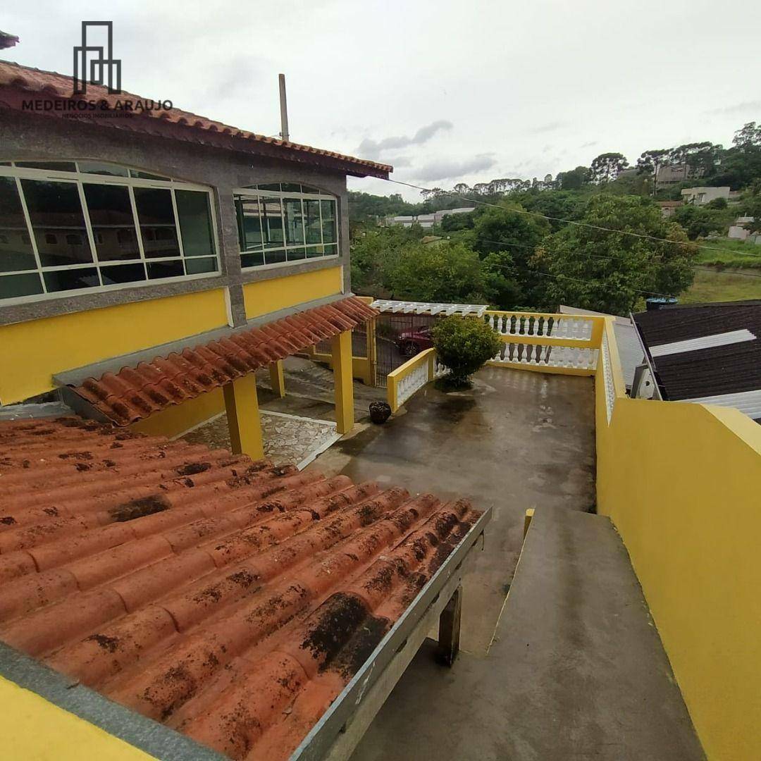 Casa à venda com 4 quartos, 210m² - Foto 32