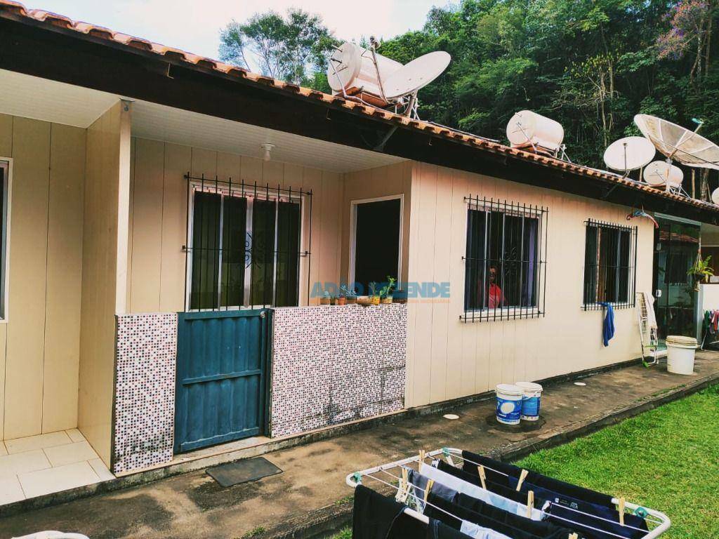 Casa de Condomínio à venda com 2 quartos, 40m² - Foto 1