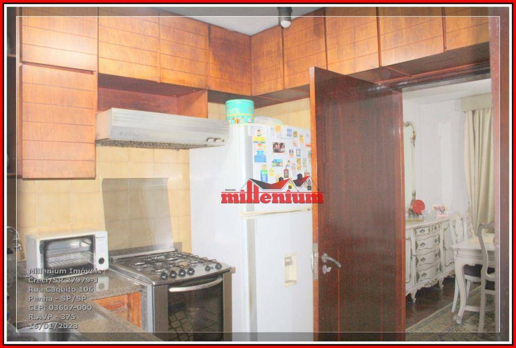 Casa para alugar com 3 quartos, 213m² - Foto 12