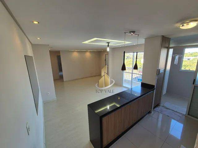 Apartamento à venda com 2 quartos, 63m² - Foto 1