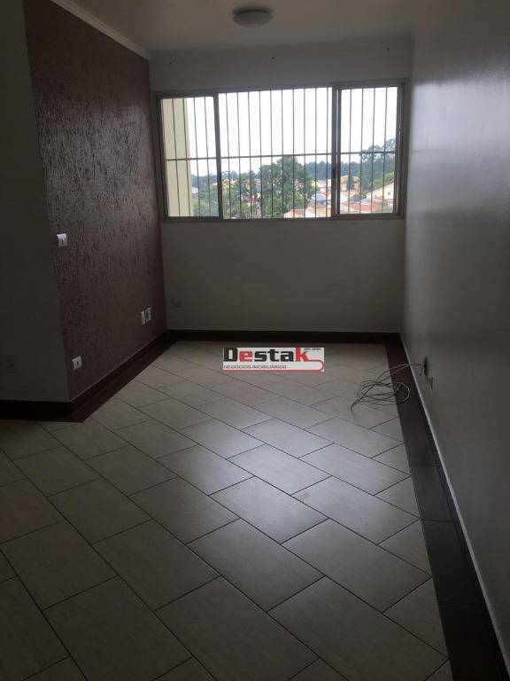 Apartamento à venda com 2 quartos, 65m² - Foto 8