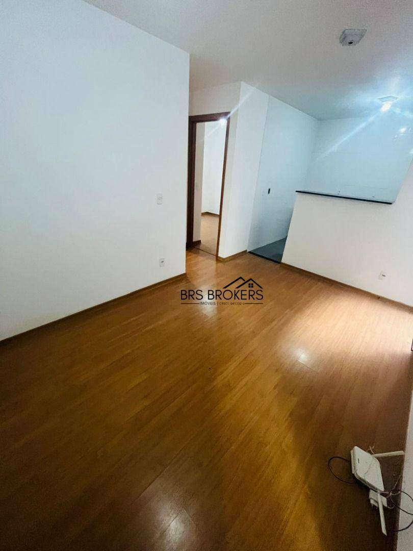 Apartamento à venda com 2 quartos, 38m² - Foto 14