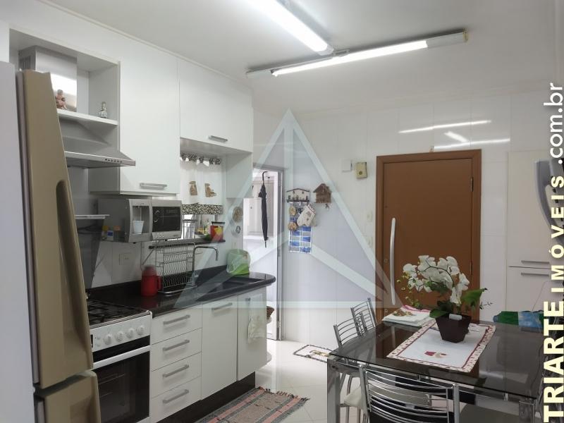 Apartamento à venda com 3 quartos, 110m² - Foto 4