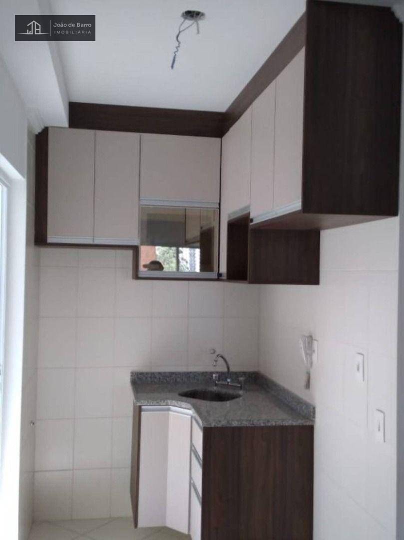 Apartamento para alugar com 2 quartos, 64m² - Foto 4