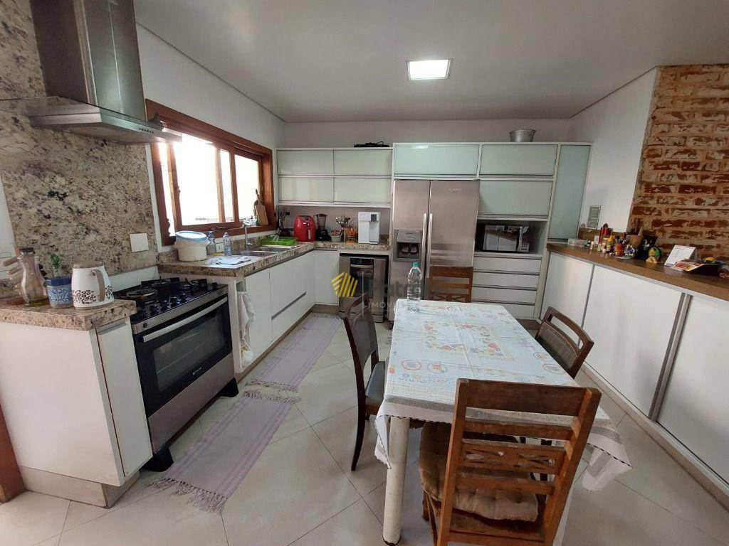 Sobrado à venda com 4 quartos, 384m² - Foto 18