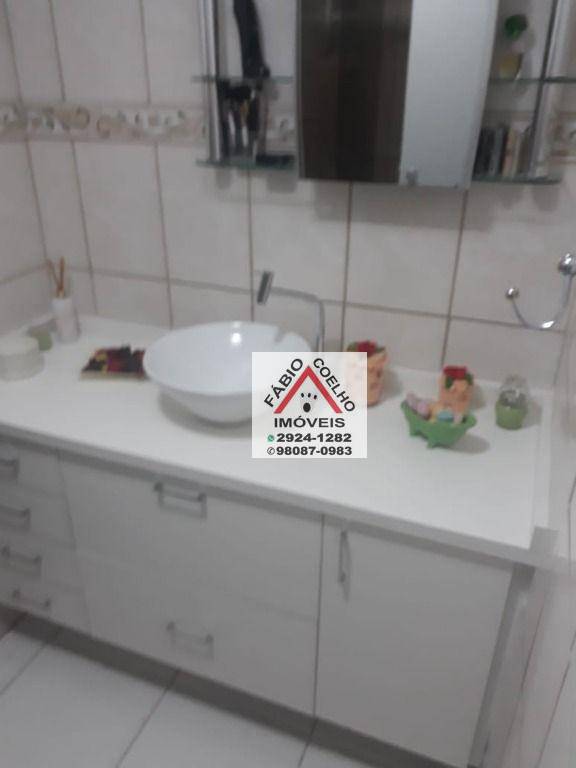 Apartamento à venda com 3 quartos, 84m² - Foto 17