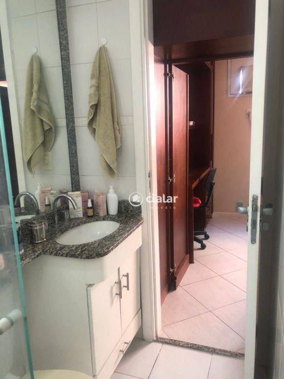 Apartamento à venda com 2 quartos, 62m² - Foto 21