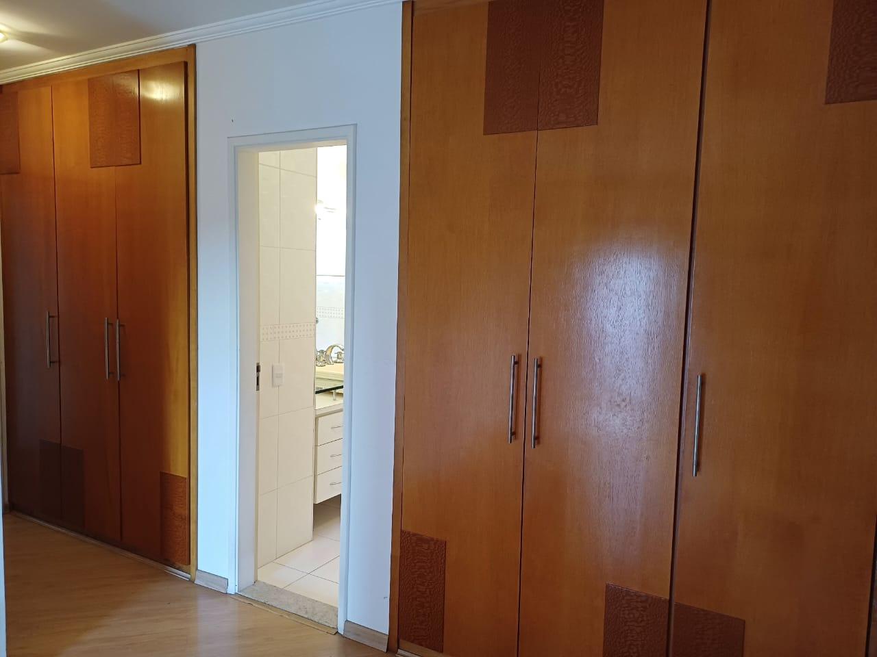 Apartamento à venda com 3 quartos, 230m² - Foto 29