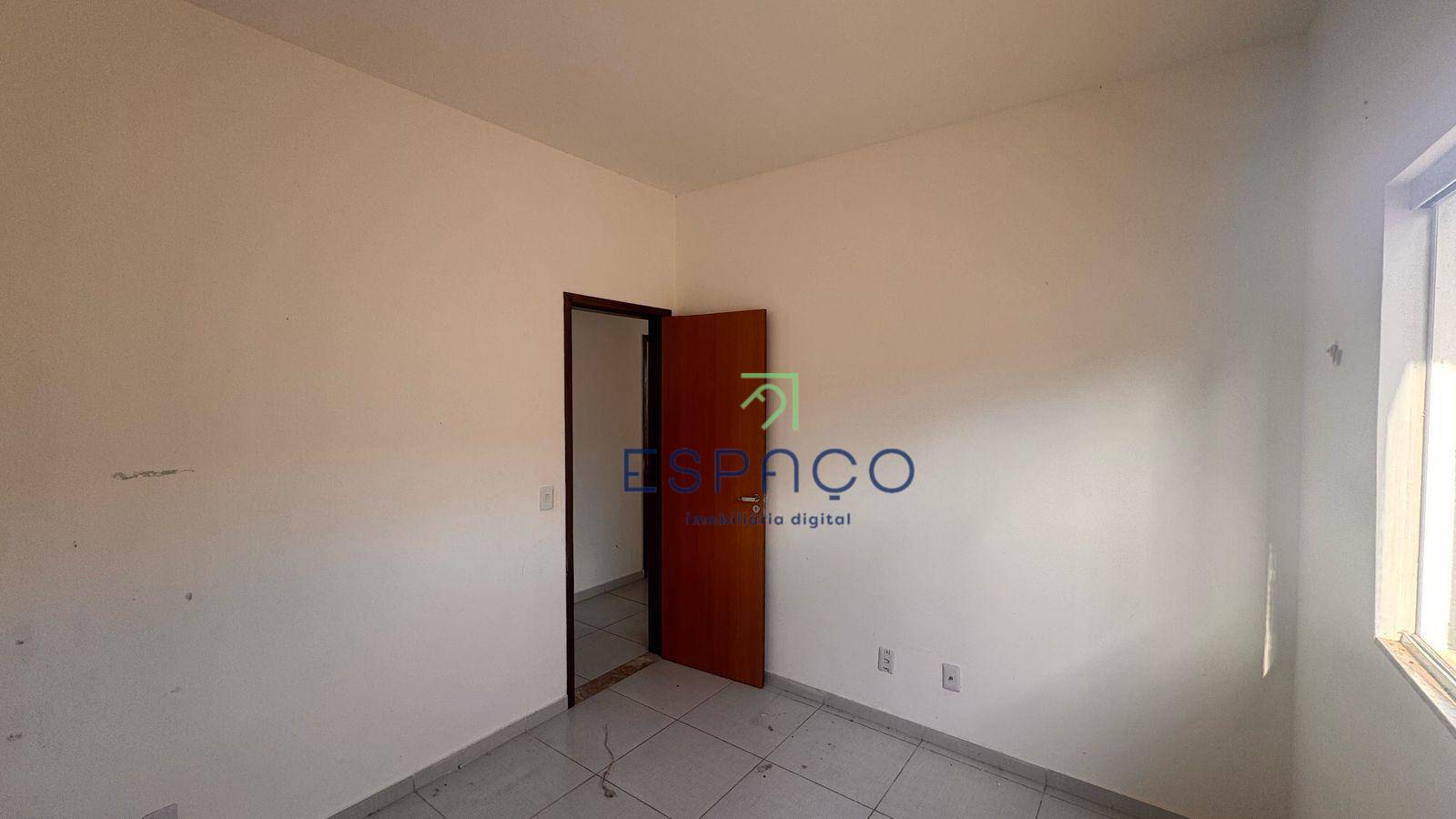 Casa para alugar com 3 quartos, 120m² - Foto 10