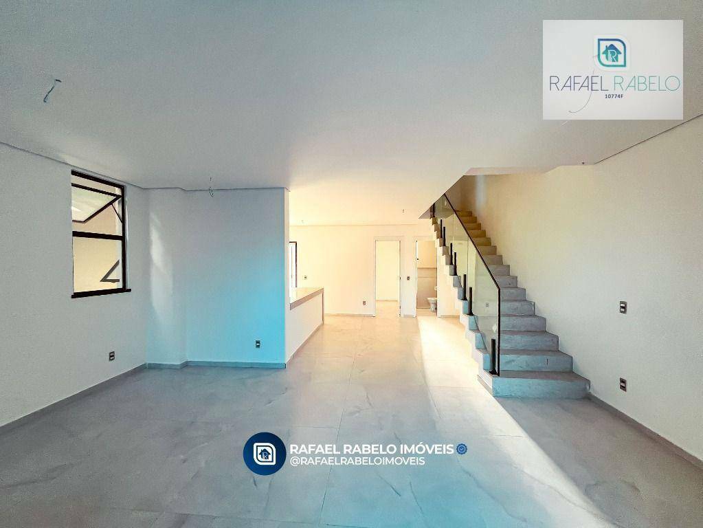 Casa à venda com 4 quartos, 152m² - Foto 3