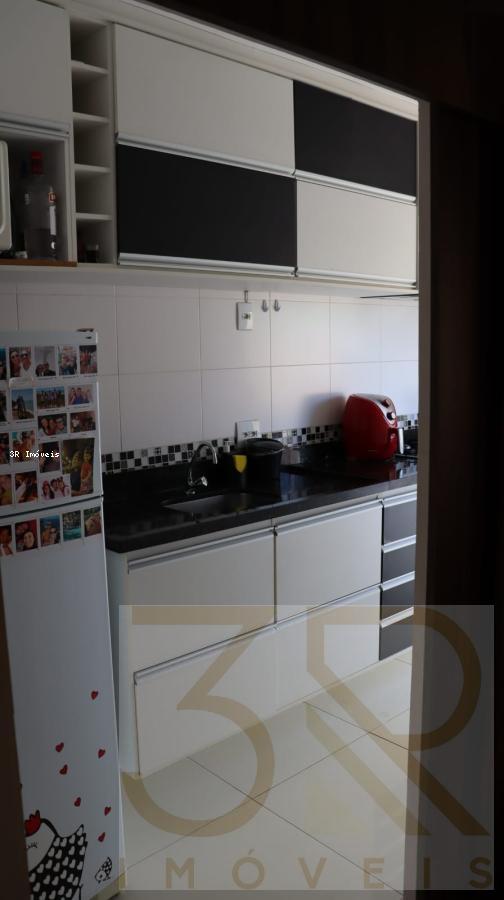 Apartamento à venda com 2 quartos, 57m² - Foto 17