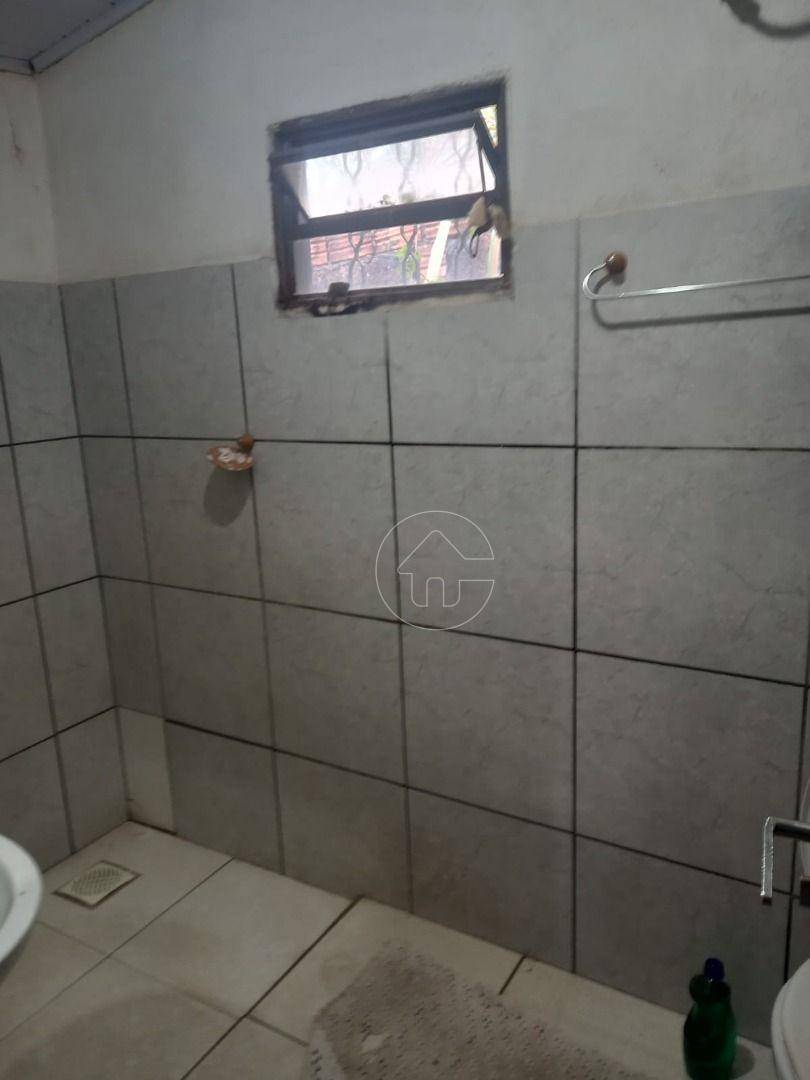 Casa à venda com 4 quartos, 100m² - Foto 5