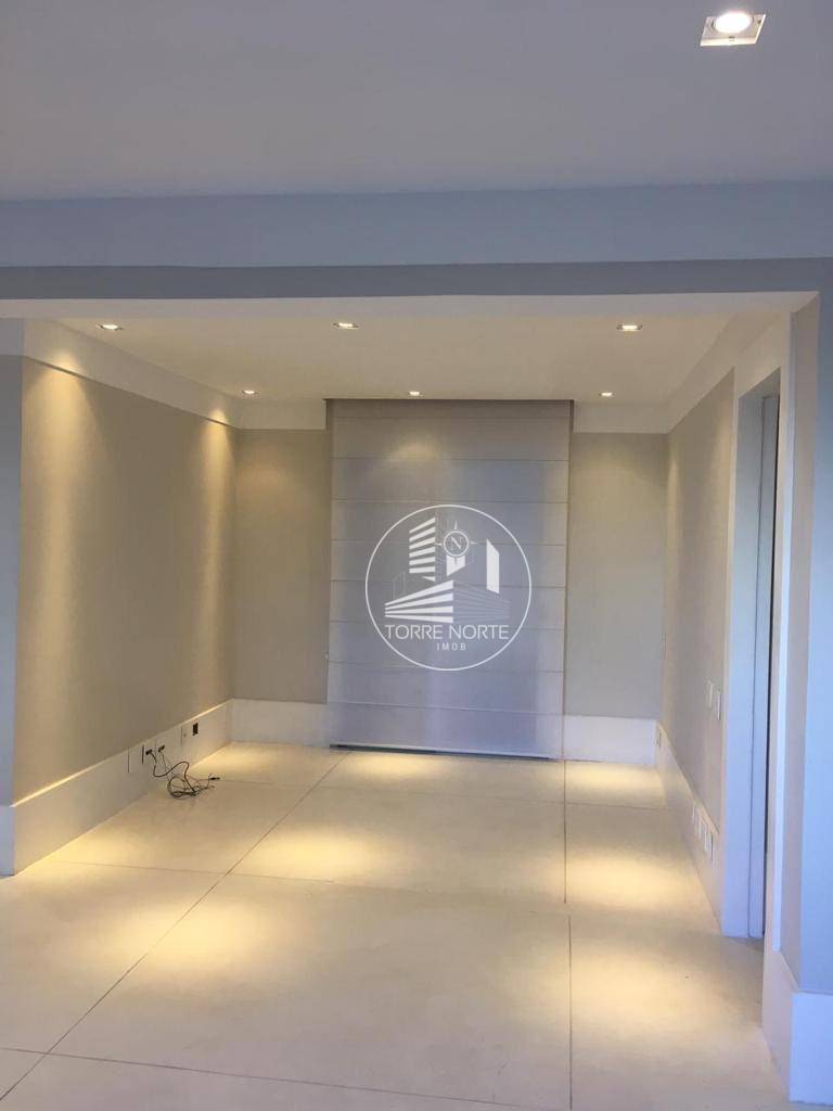 Apartamento à venda com 4 quartos, 207m² - Foto 37