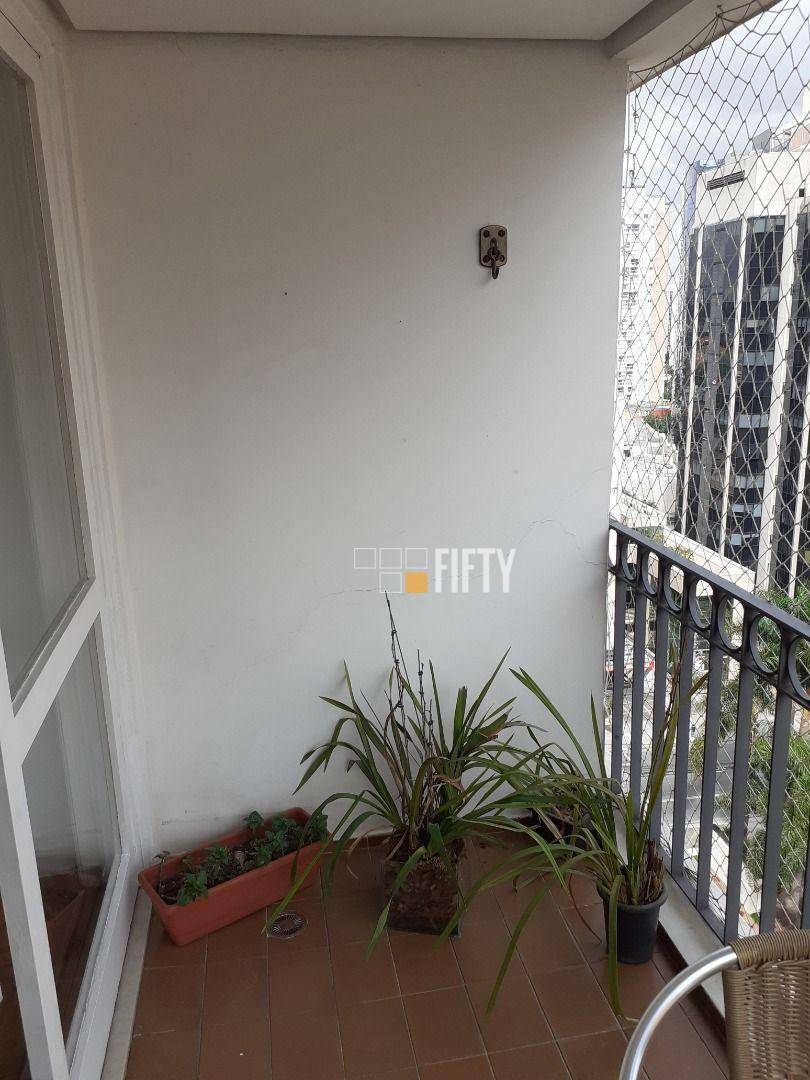 Apartamento para alugar com 2 quartos, 81m² - Foto 9