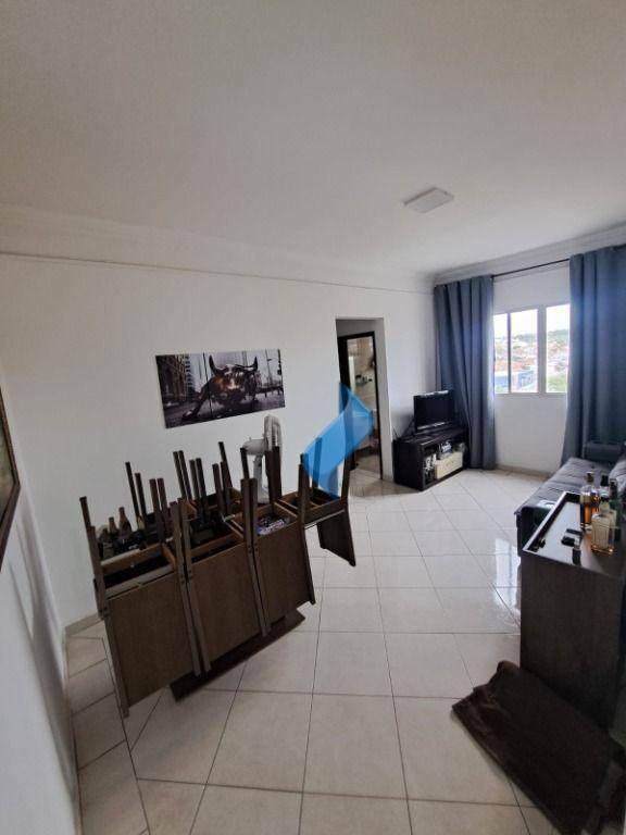 Apartamento à venda com 2 quartos, 60m² - Foto 2