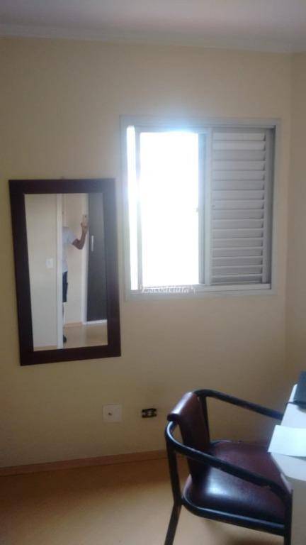 Apartamento à venda com 3 quartos, 79m² - Foto 4