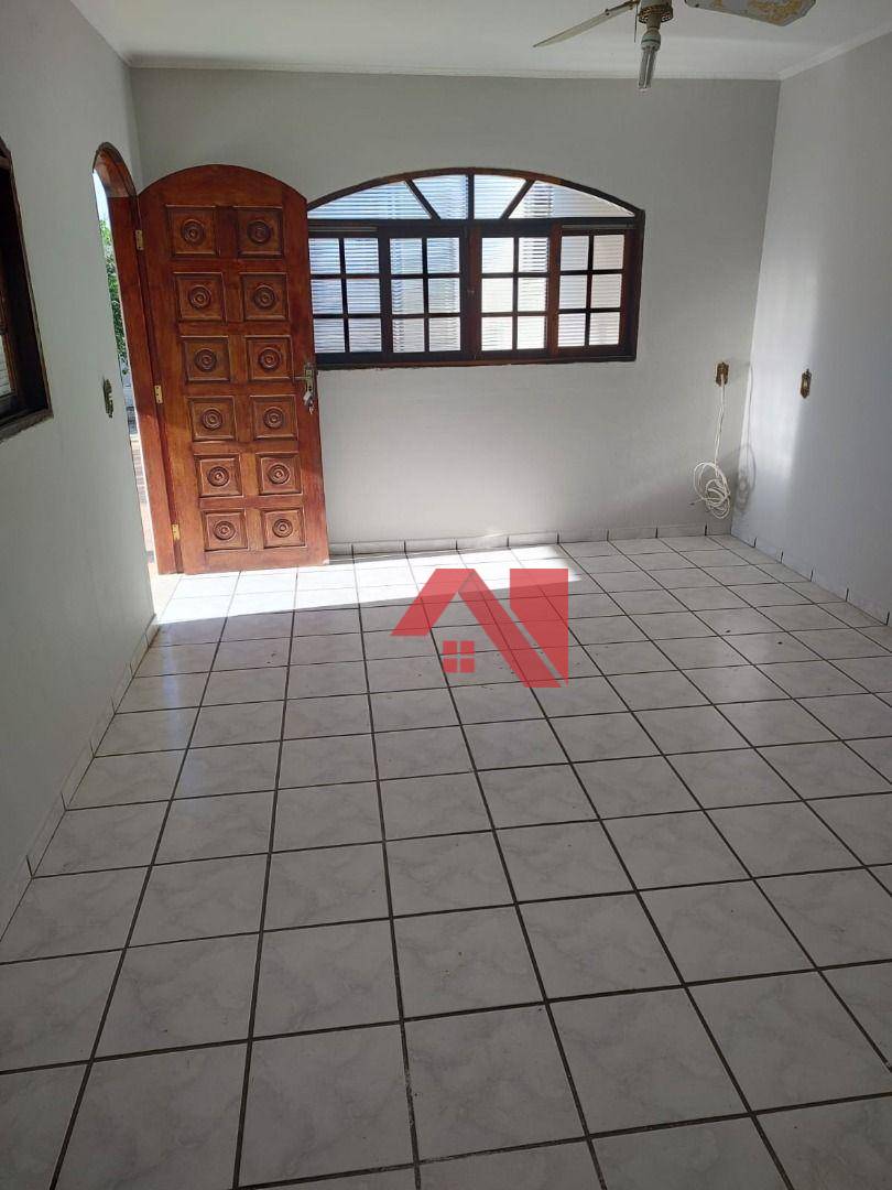 Casa à venda com 2 quartos, 150m² - Foto 3