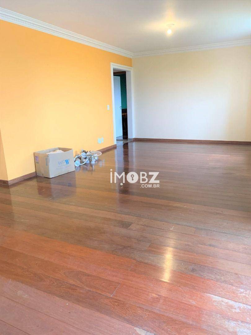 Apartamento à venda com 4 quartos, 190m² - Foto 19