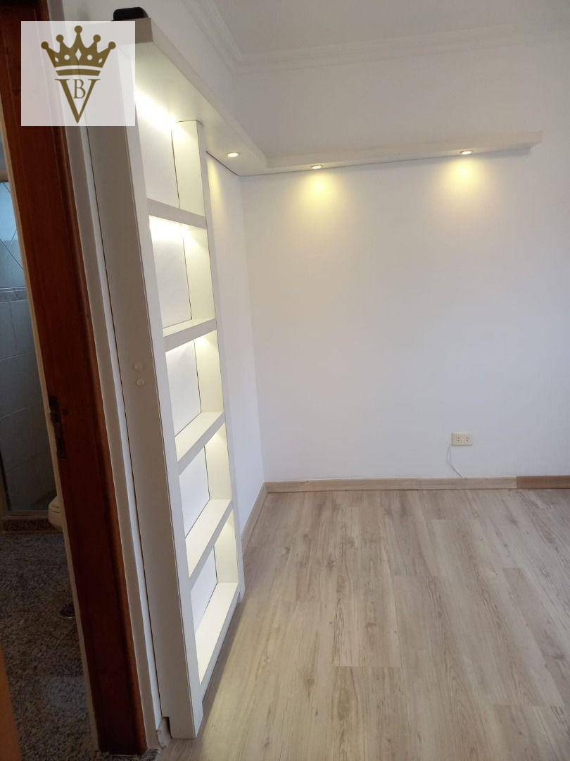 Apartamento à venda com 3 quartos, 138m² - Foto 4