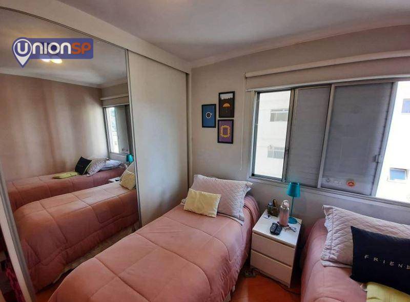 Apartamento à venda com 3 quartos, 74m² - Foto 7