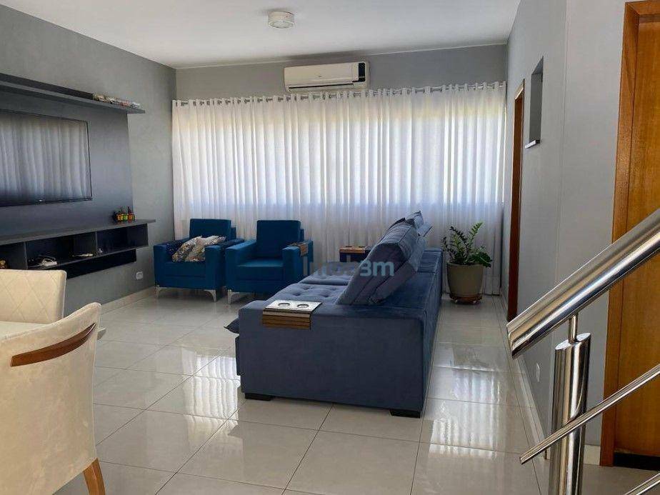 Sobrado à venda com 4 quartos, 153m² - Foto 2