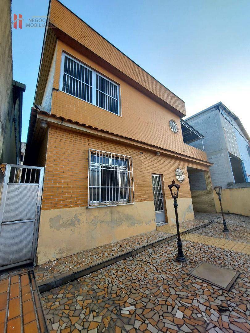 Casa à venda com 5 quartos, 197m² - Foto 3