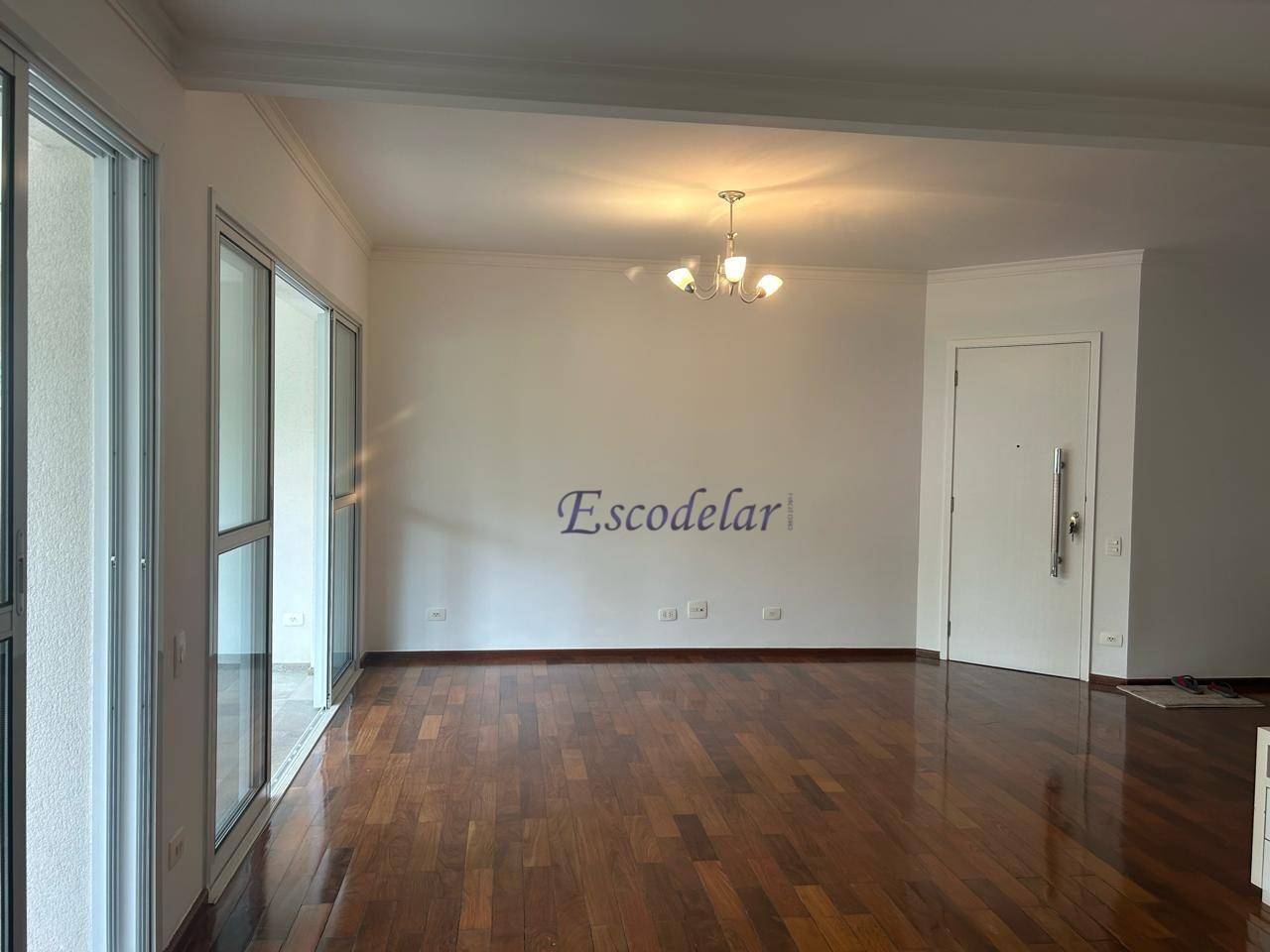 Apartamento à venda com 3 quartos, 139m² - Foto 1