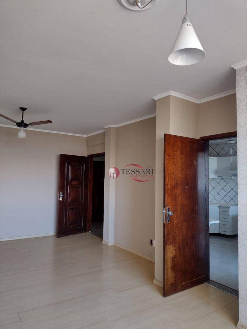 Apartamento à venda com 2 quartos, 84m² - Foto 2