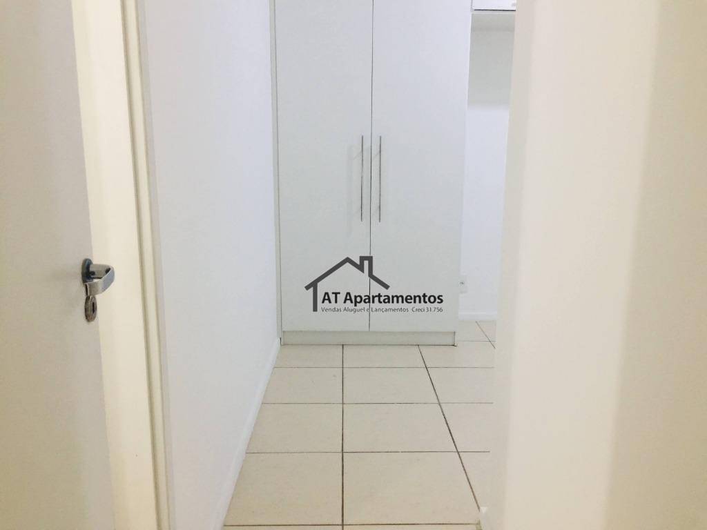 Apartamento à venda com 2 quartos, 58m² - Foto 19