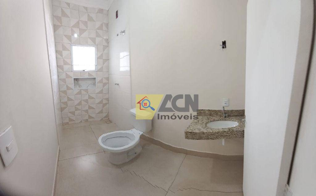 Casa à venda com 2 quartos, 62m² - Foto 6