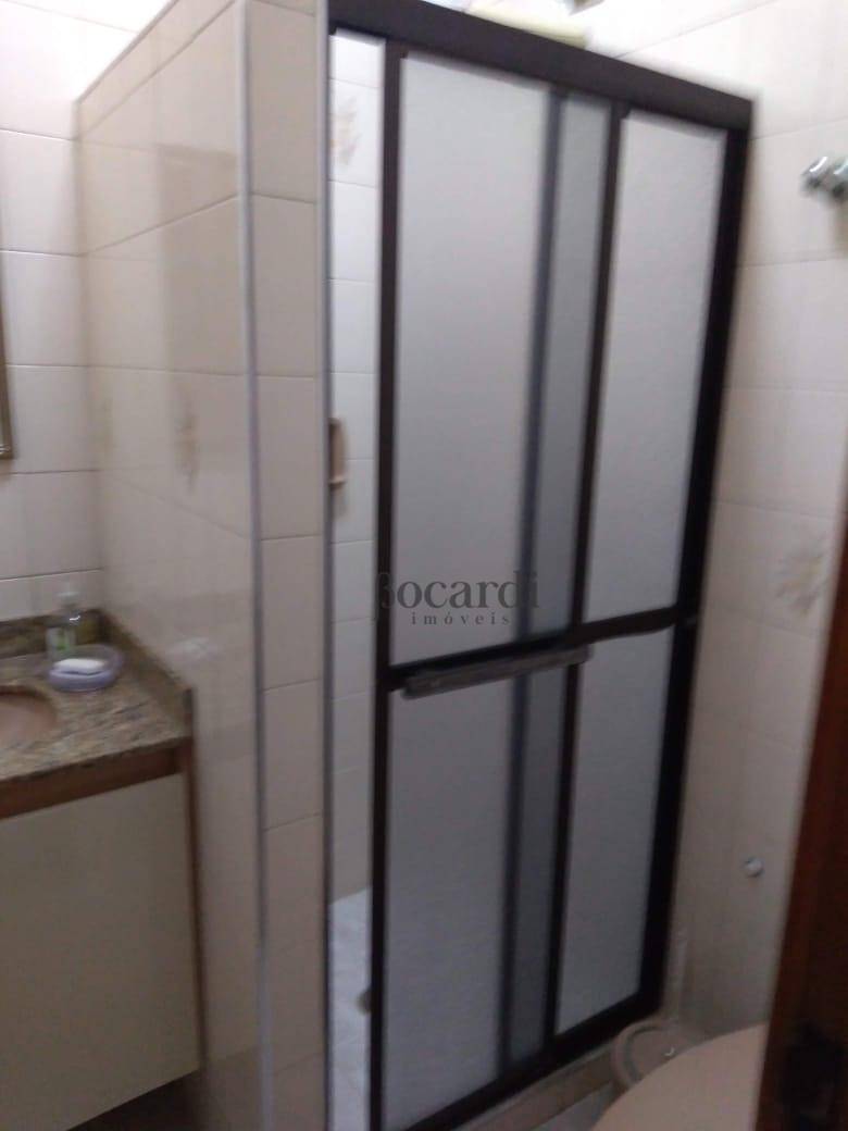 Apartamento à venda com 2 quartos, 70m² - Foto 20