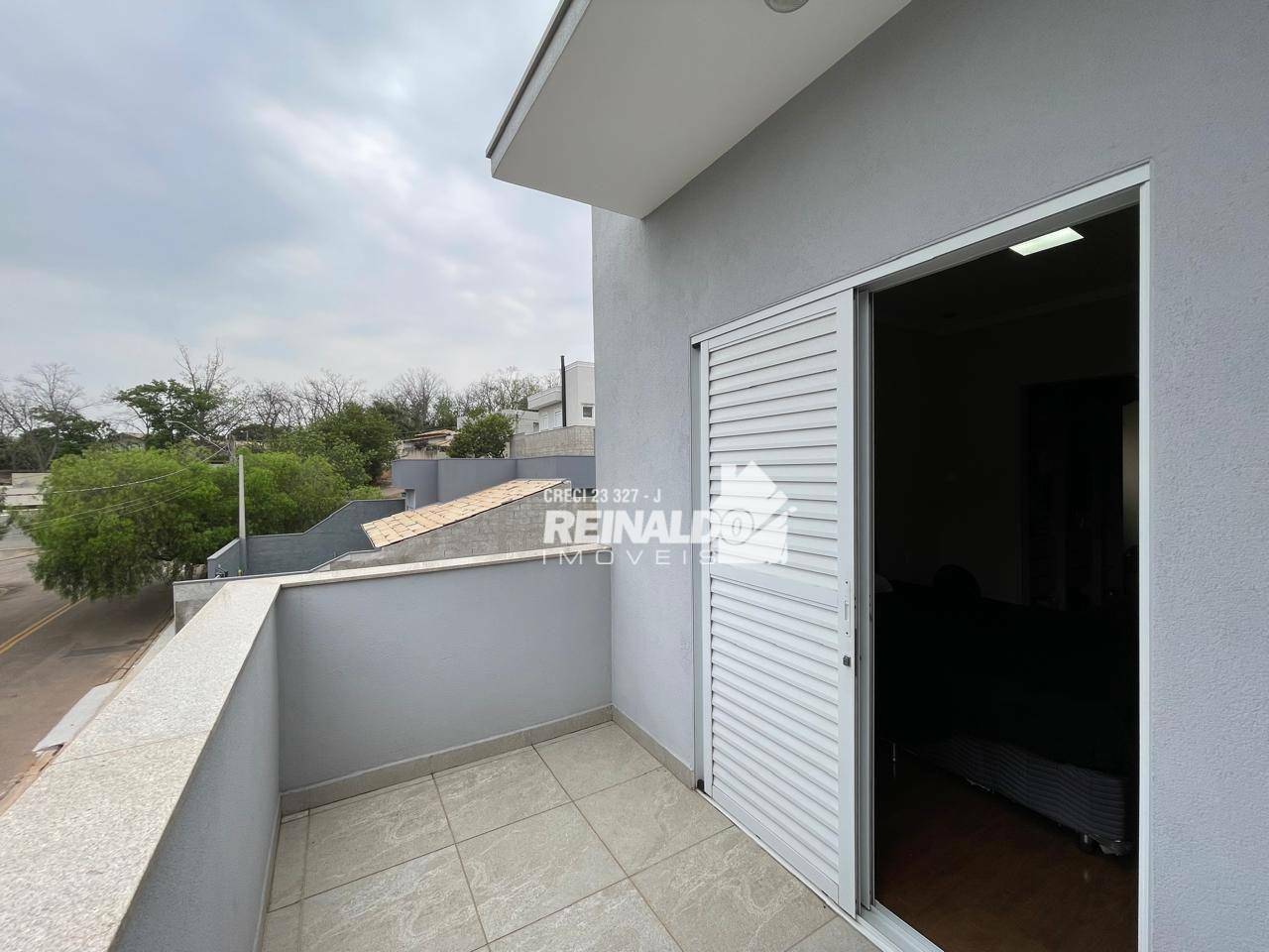 Casa à venda com 3 quartos, 201m² - Foto 7